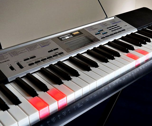 dp680-digital-piano-price-yamaha-keyboard-sale-uk-70s-learn-to-play