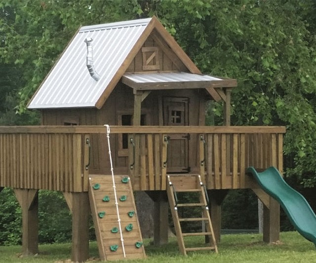 Cabin Treehouse